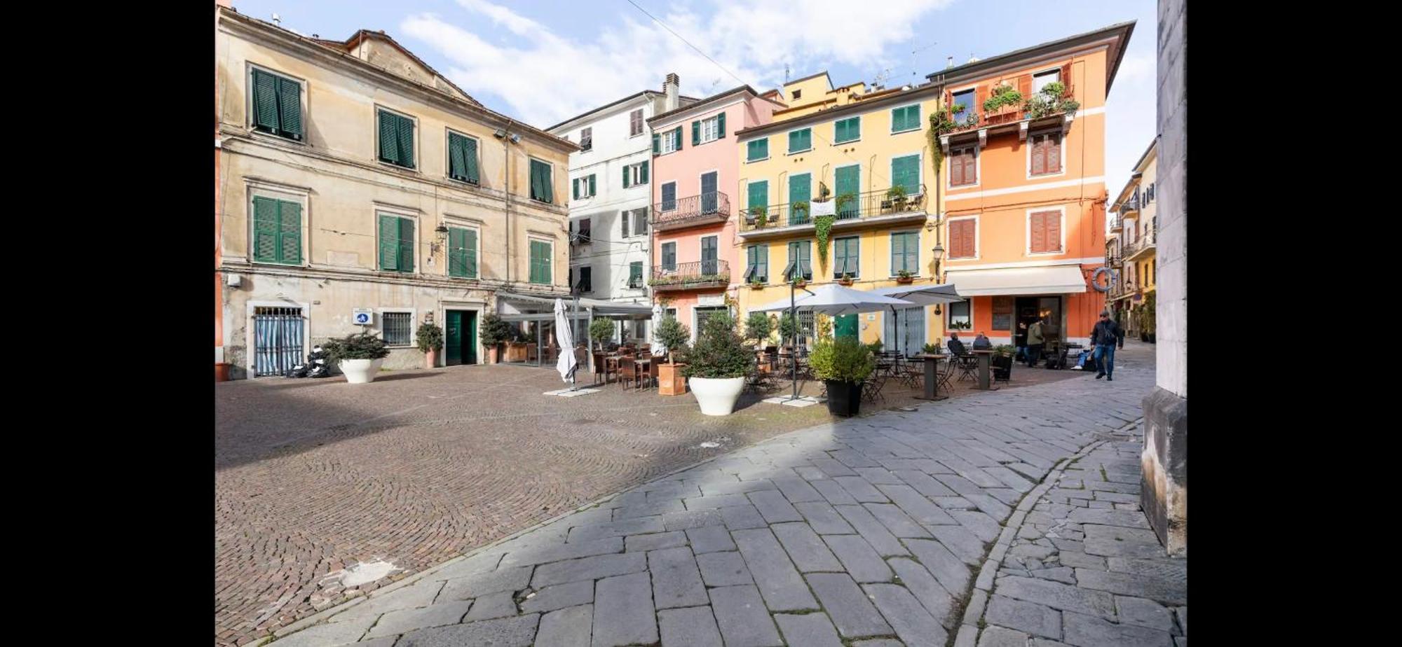 Apartamento Cocoon, Atypical Flat In Historic Center & Breakfast Sarzana Exterior foto